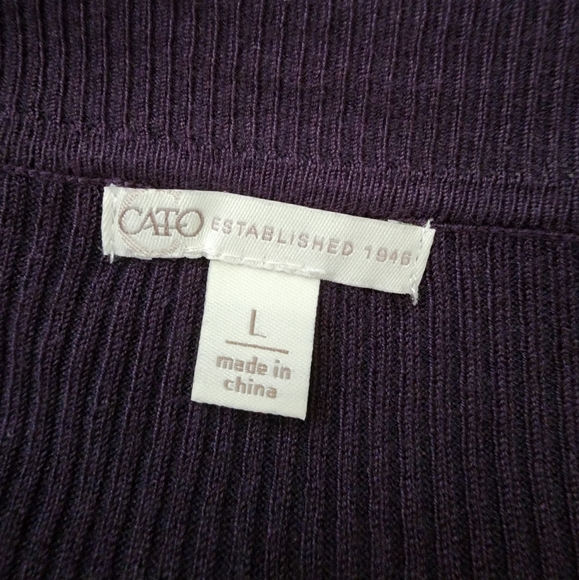 Vintage CATO Women's Striped Sweater - Picture 5 of 6